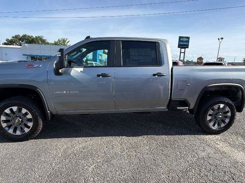 New 2026 Chevrolet Silverado 2500 Custom w/ Custom Value Package AWD/4WD image 11