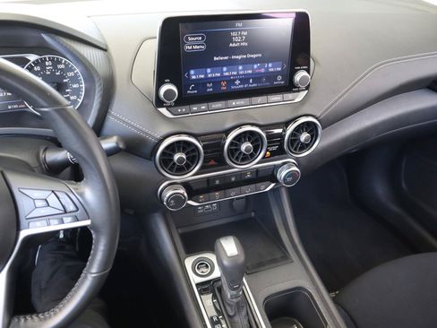 Used 2022 Nissan Sentra SV FWD image 43