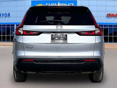 Used 2025 Honda CR-V EX image 6