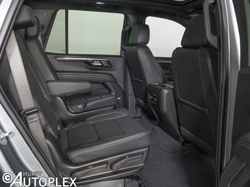 Used 2026 Chevrolet Tahoe Z71 w/ Comfort Package image 11