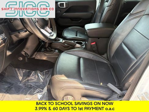 Used 2019 Jeep Wrangler Unlimited Sahara AWD/4WD image 15