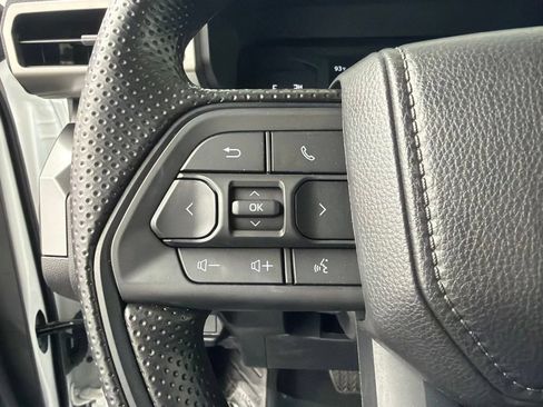 Used 2026 Toyota Tacoma SR5 AWD/4WD image 31