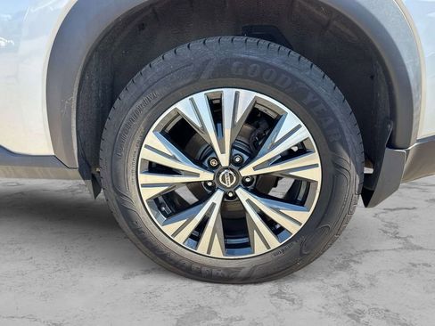 Certified 2021 Nissan Rogue SV AWD/4WD image 28