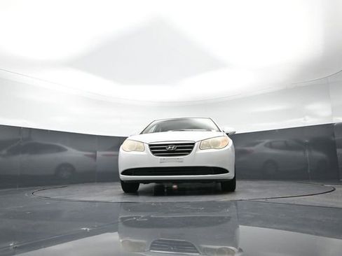 Used 2009 Hyundai Elantra GLS image 63