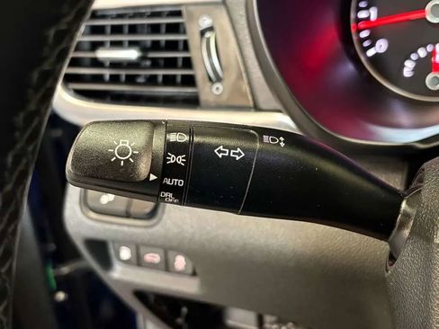 Used 2018 Kia Optima EX w/ Premium Package FWD image 33