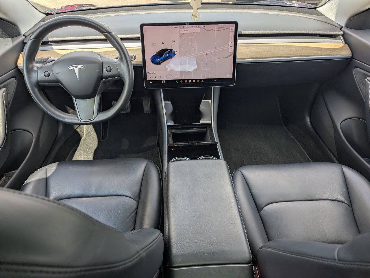 Used 2018 Tesla Model 3 Long Range RWD image 16