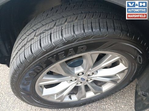 Used 2020 Ford Explorer XLT w/ Equipment Group 202A AWD/4WD image 20