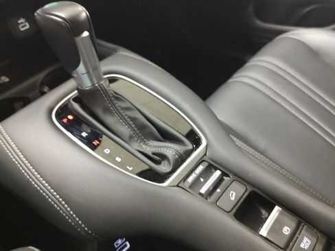 Certified 2023 Honda HR-V EX-L image 13