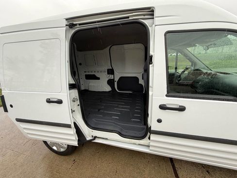 Used 2013 Ford Transit Connect XLT image 33