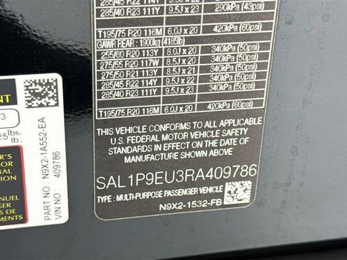 Used 2024 Land Rover Range Rover Sport SE image 34