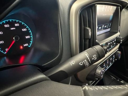 Used 2016 Chevrolet Colorado Z71 AWD/4WD image 38