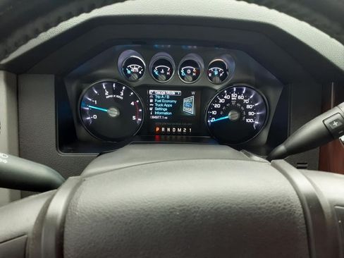 Used 2014 Ford F350 Lariat w/ Lariat Interior Package AWD/4WD image 9