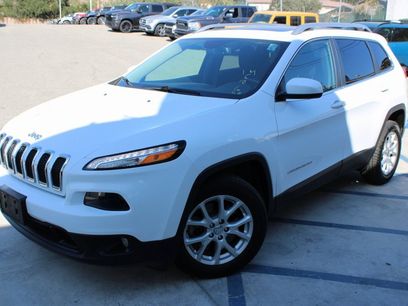 Used 2017 Jeep Cherokee Latitude w/ Comfort/Convenience Group