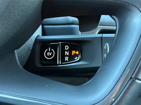 Certified 2024 Kia EV9 Light Long Range image 29