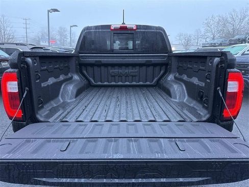 New 2026 GMC Canyon Denali image 10
