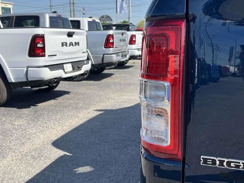 Used 2022 RAM 1500 Big Horn AWD/4WD image 10