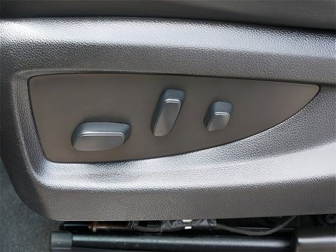 Used 2019 Chevrolet Suburban Premier w/ Max Trailering Package image 16