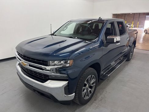 Used 2019 Chevrolet Silverado 1500 LT w/ All-Star Edition image 21