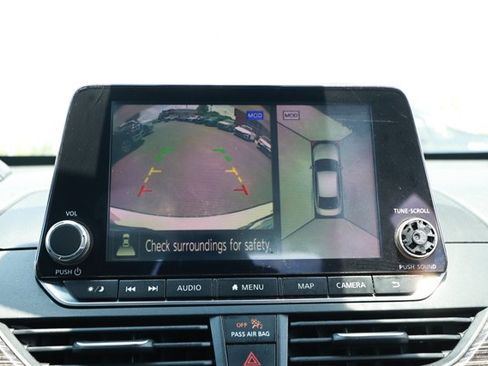 Used 2019 Nissan Altima 2.0 Edition One FWD image 17