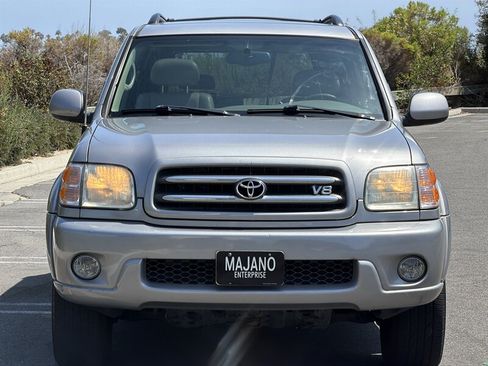 Used 2004 Toyota Sequoia Limited RWD image 2