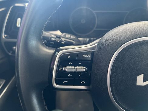 Used 2022 Kia Sorento SX AWD/4WD image 42