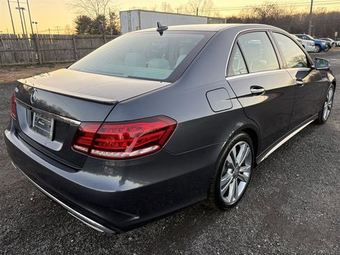 Used 2014 Mercedes-Benz E 350 Sedan image 4