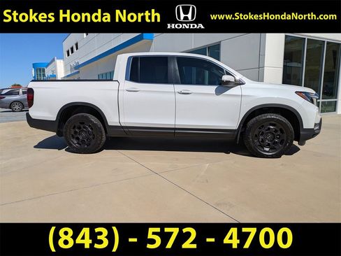 Certified 2025 Honda Ridgeline RTL+ image 3