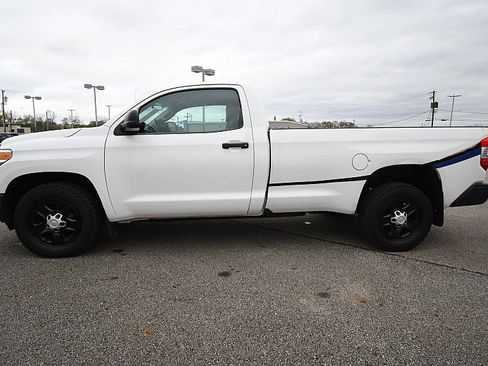 Used 2015 Toyota Tundra SR image 4