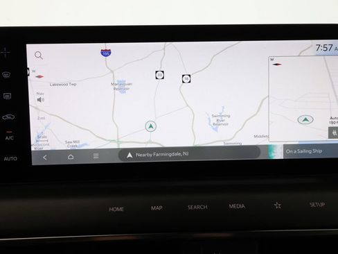 Used 2024 Kia EV9 Land image 18