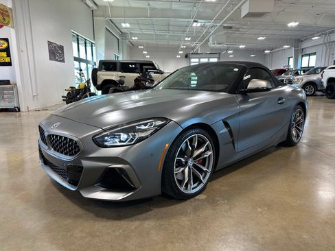 Used 2022 BMW Z4 M40i w/ Premium Package RWD image 3