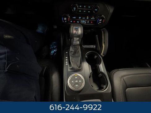 New 2026 Ford Bronco Badlands AWD/4WD image 16