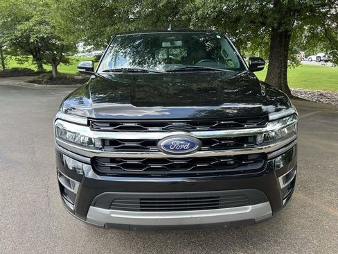 Used 2024 Ford Expedition Limited AWD/4WD image 6