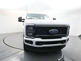 New 2026 Ford F250 4x4 Crew Cab Super Duty video 2