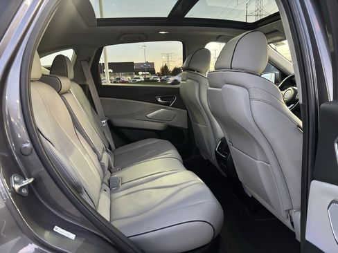 Used 2020 Acura RDX AWD w/ Advance Package image 19