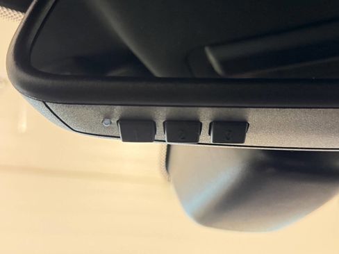 Used 2019 Land Rover Discovery Sport HSE image 51