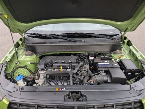 Certified 2022 Hyundai Venue SE image 38