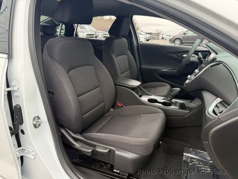 Used 2022 Chevrolet Malibu LS w/ Driver Confidence Package II image 17