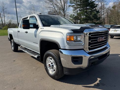 Used 2019 GMC Sierra 2500 4x4 Crew Cab w/ Sierra Convenience Package image 7