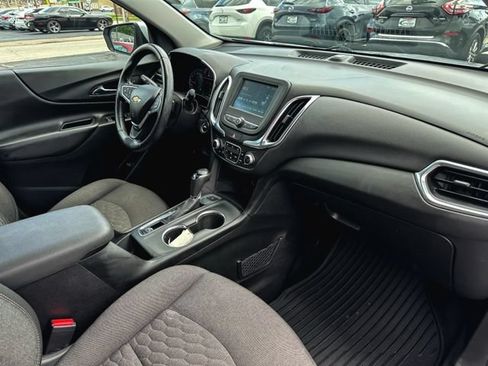 Used 2018 Chevrolet Equinox LT FWD image 24