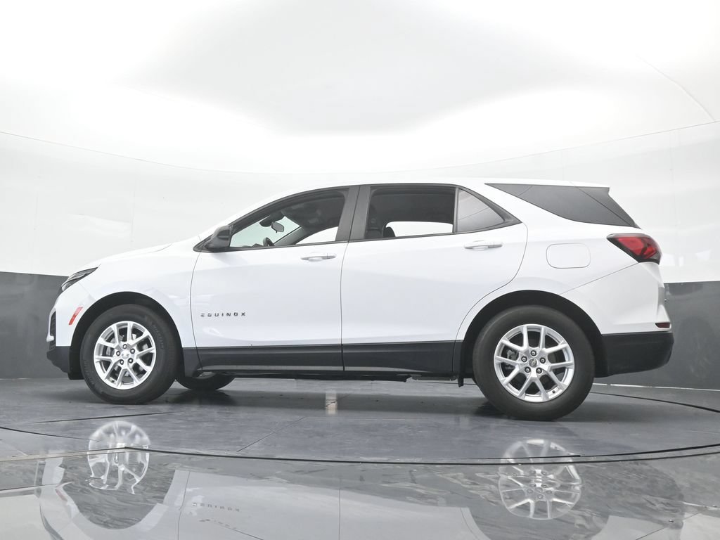 Used 2024 Chevrolet Equinox LS w/ LS Convenience Package FWD image 56
