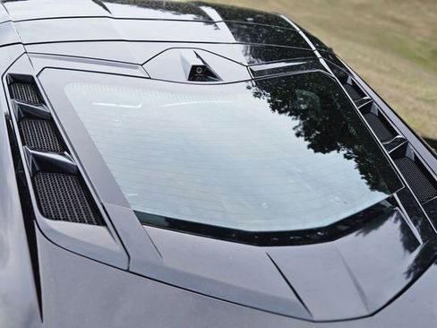 Used 2022 Chevrolet Corvette Stingray Preferred Cpe w/ Z51 Performance Package RWD image 30