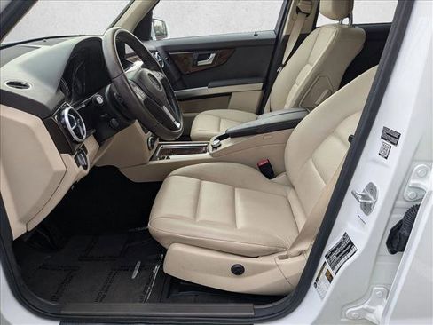 Used 2015 Mercedes-Benz GLK 350 2WD image 15