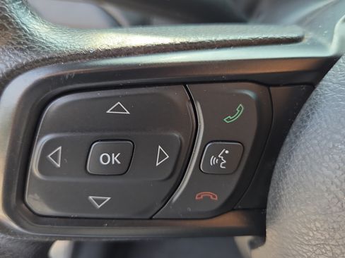 Used 2021 Jeep Wrangler Sport AWD/4WD image 23