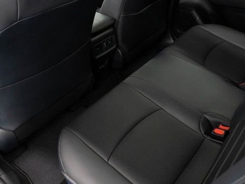 Used 2025 Toyota RAV4 Limited image 20