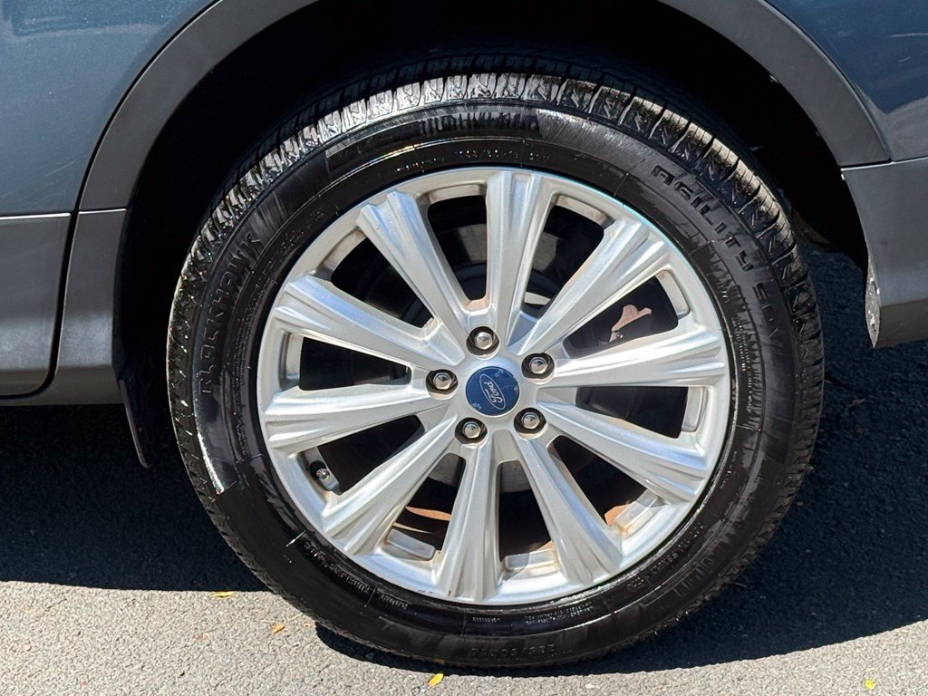Used 2019 Ford Escape SEL AWD/4WD image 13