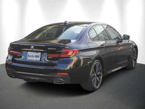 Certified 2023 BMW 530e w/ M Sport Package image 6