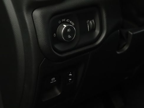 Used 2022 RAM 1500 Big Horn AWD/4WD image 8