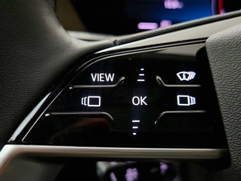 Used 2025 Audi A6 e-tron Premium Plus w/ Premium Plus RWD image 64