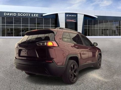 Used 2020 Jeep Cherokee Latitude Plus FWD image 3