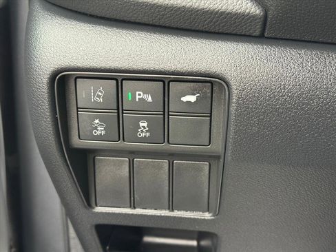 Used 2022 Honda CR-V Touring image 16